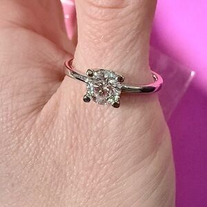 Elegant 1Ct. Moissanite Ring